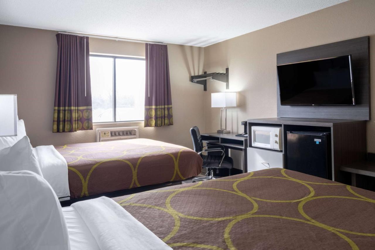 Super 8 By Wyndham Merrillville Exterior photo