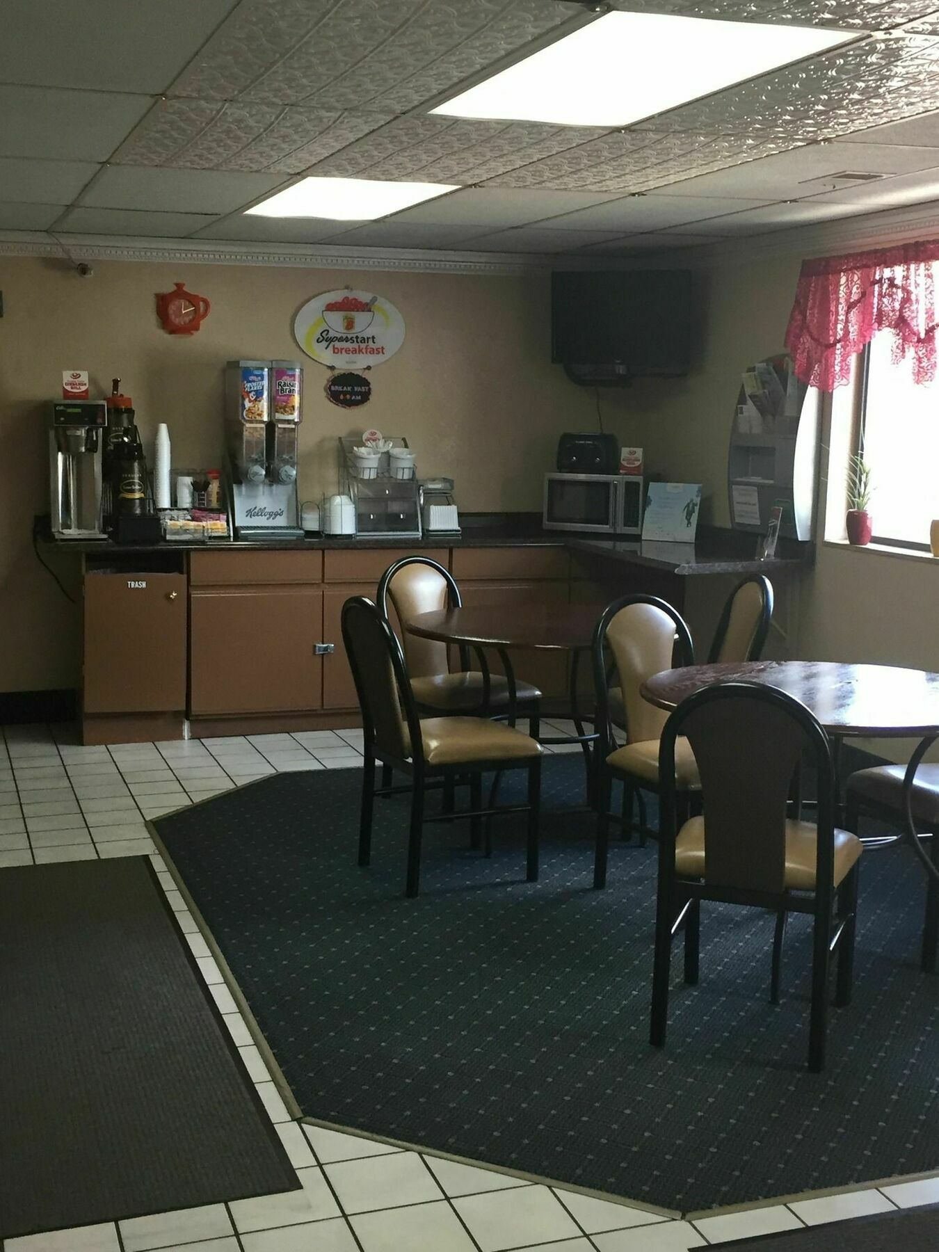 Super 8 By Wyndham Merrillville Exterior photo